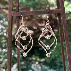 Long dangle twisting beaded earrings NWT